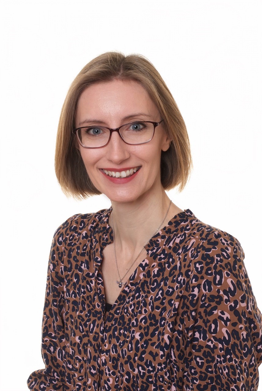 photo of Mrs Thomas